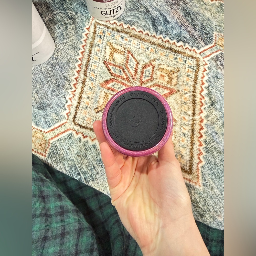 Glitzy Pink Skinny Can Cooler‎ - Merlot Glitter - Picture 4 of 7